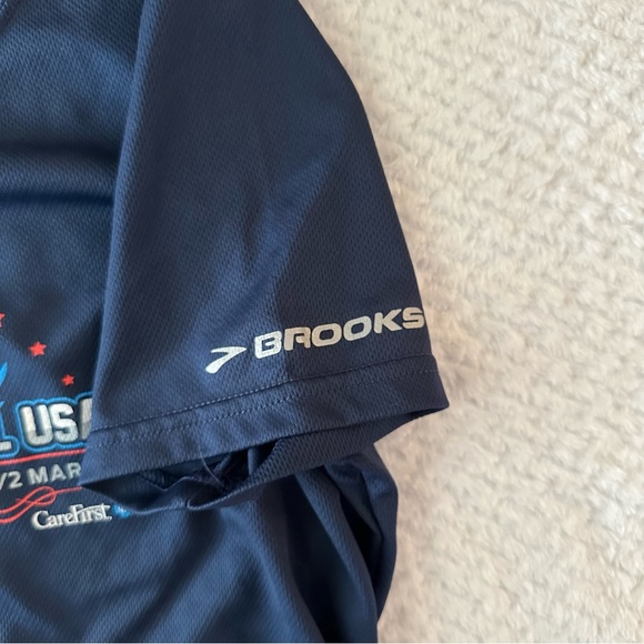 Brooks Technical Rock 'N Roll USA Performance Tee size medium - Picture 7 of 10